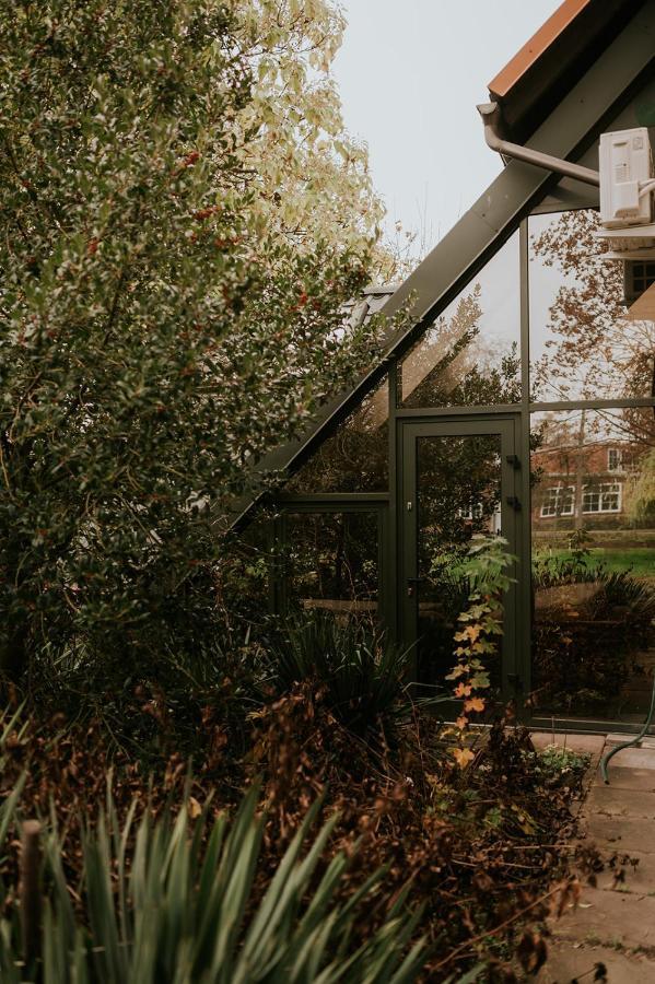 Villa Garden Олєшніца Екстер'єр фото